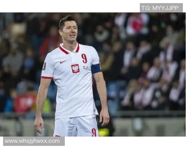 莱万领衔球队新征程展现超凡实力助力夺冠梦想